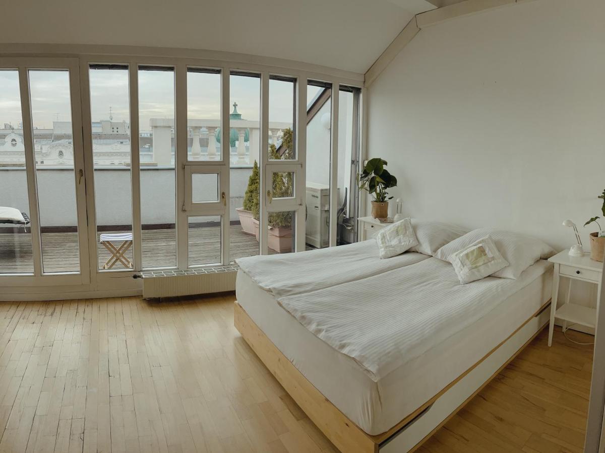 Luxury 150M2 Suite In Most Desirable Area Of Historic Central Wien Exteriör bild