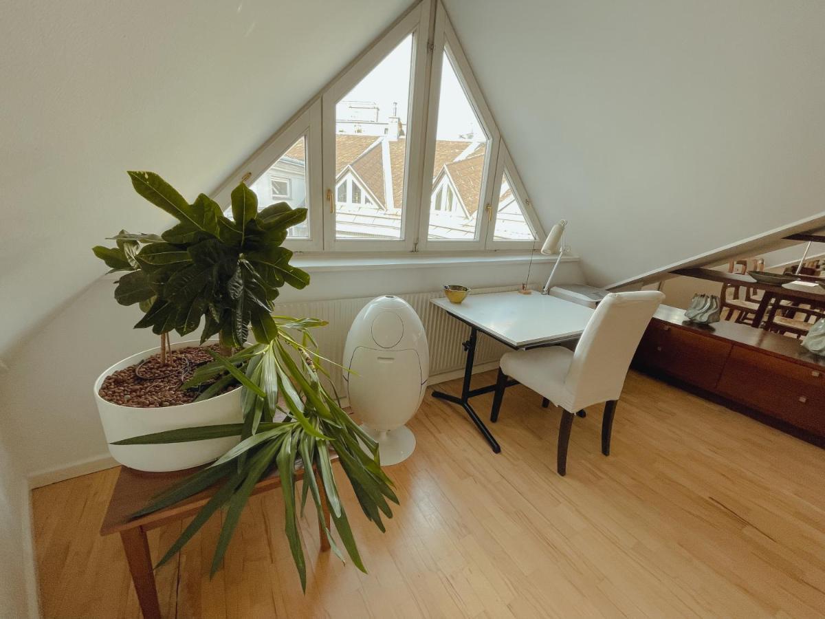 Luxury 150M2 Suite In Most Desirable Area Of Historic Central Wien Exteriör bild